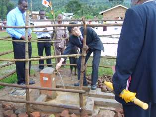 testing of the water flow of a tap stand