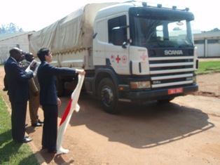 Departure of the truck with the tents