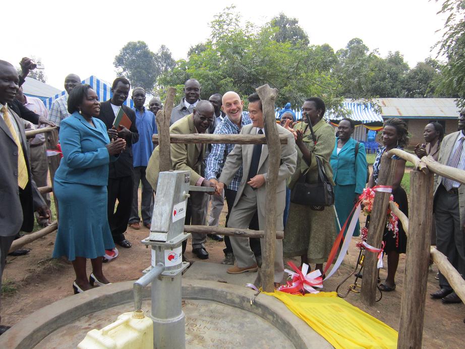 Test pumping of a borehole