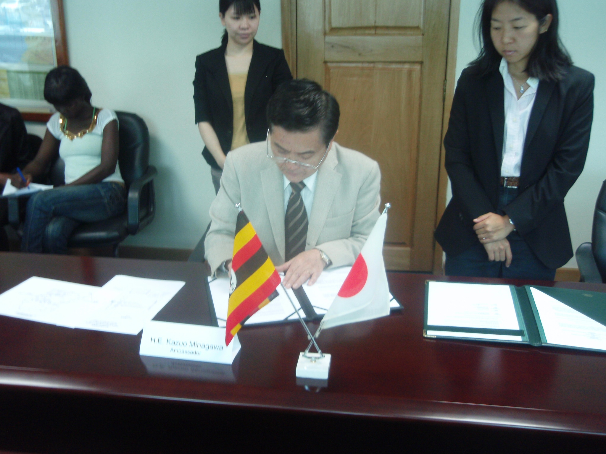 The signing of the grant contract