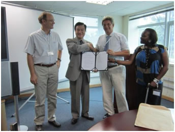 Handing over of the Grant Contract